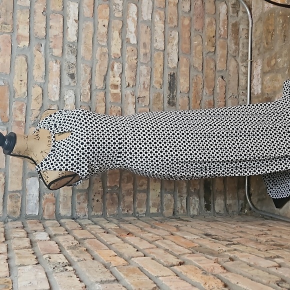 NWT Banana Republic black & white geometric print cut out maxi dress size PS - Picture 3 of 12